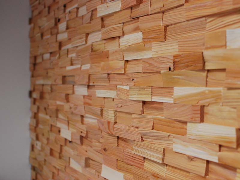 Pose de plaquettes de parement décoratives en bois